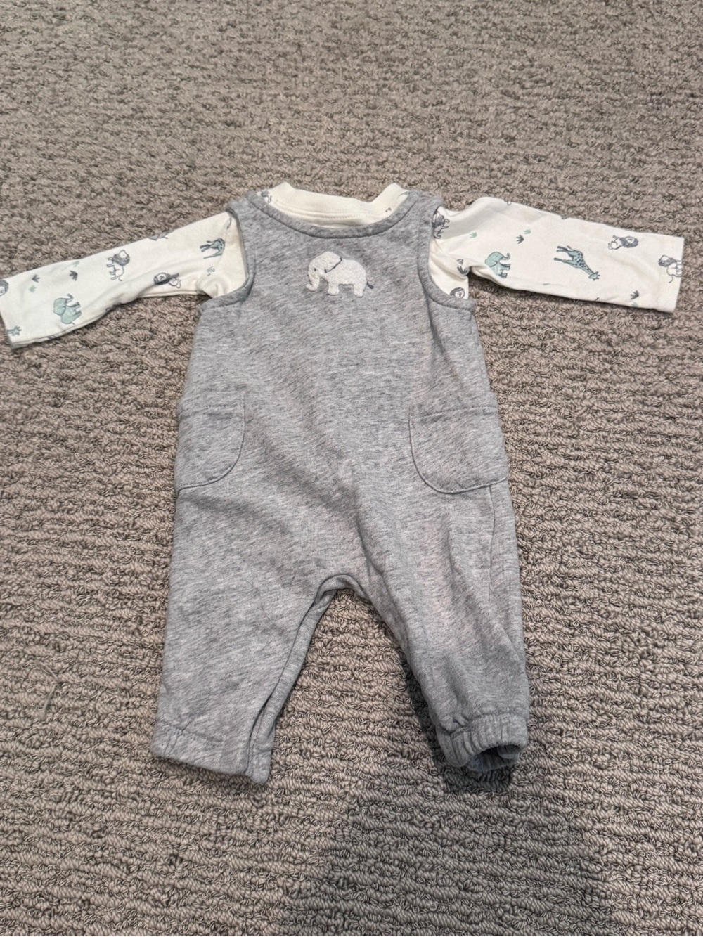 ☀️Carter’s / Just One You 2-Piece Safari Outfit – 3 Months - Picture 2 of 5